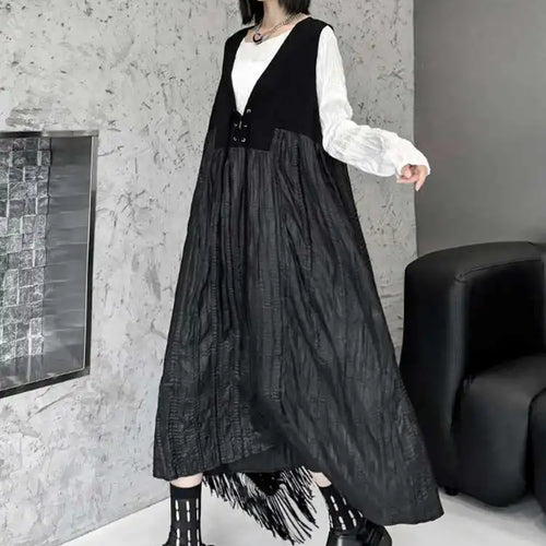 Load image into Gallery viewer, Women Black Bandage Pleated Spliced Big Size Midi Dress New V-Neck Sleeveless Fashion Tide Spring Autumn 2025 1DJ077701
