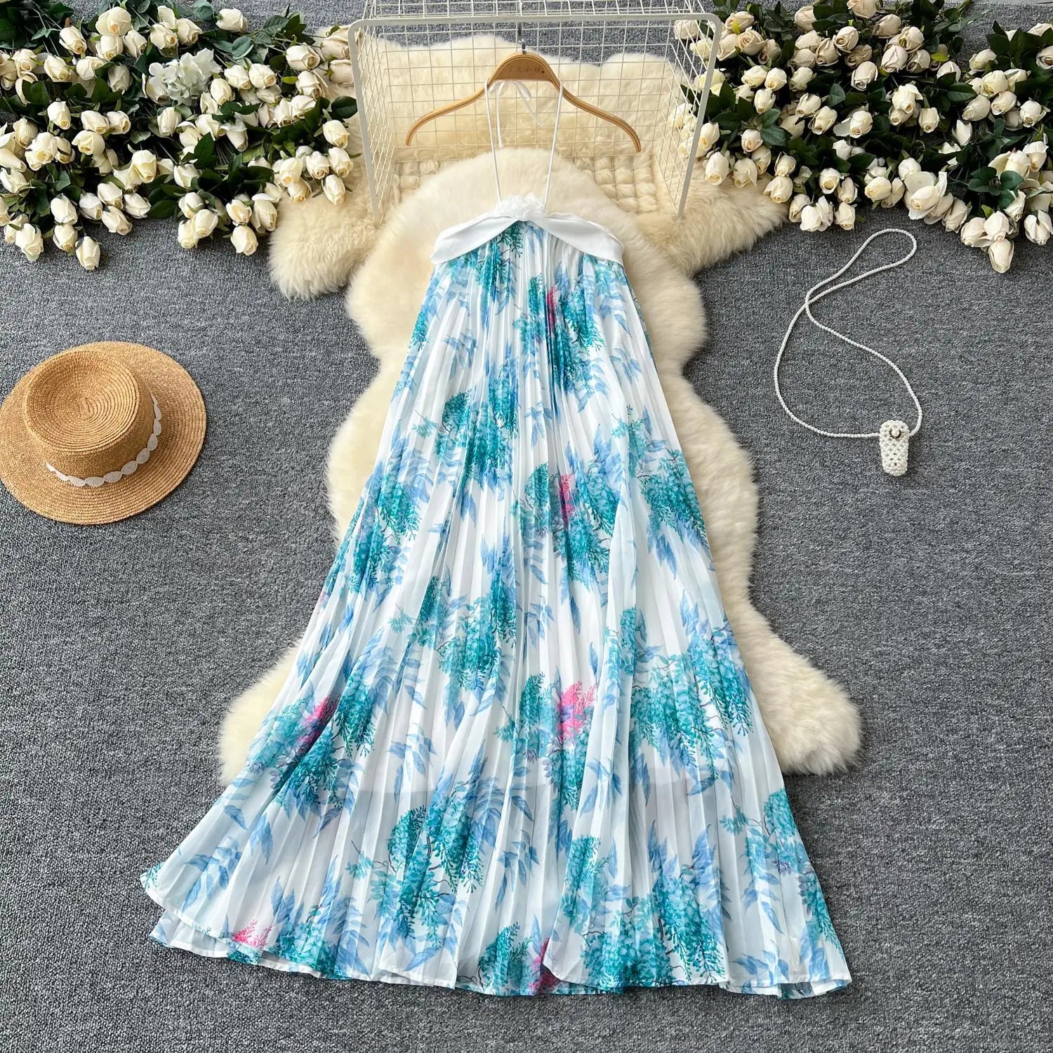 Summer New French Women's Blue Floral Patchwork Temperament Pleated Halter Lace-up Dress Vintage Elegant Backless Evening Dress