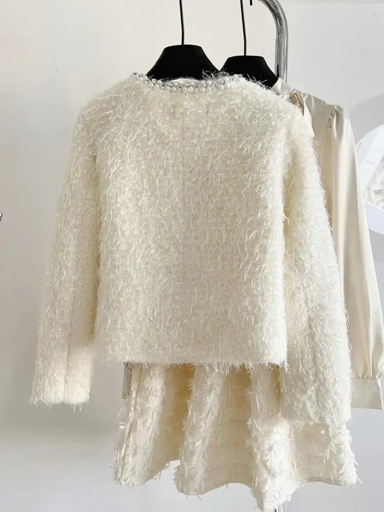 Autumn Winter Vintage White Long Sleeves Single Breasted Coat French Fashion Women Elegant Pearl Round Neck Short Jacket Popular