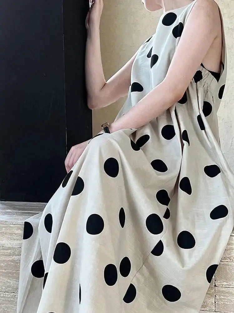 Women White Dot Printed Pleated Big Size Elegant Dress New Round Neck Sleeveless Fashion Tide Spring Summer 2025 1DJ0367