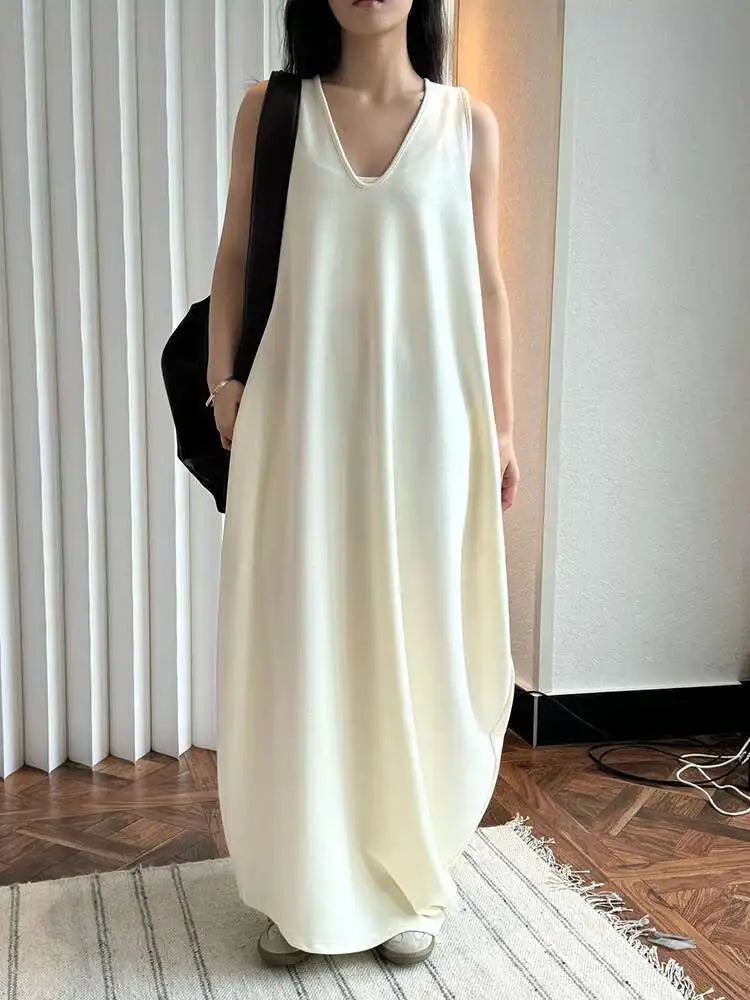 Women Black Brief Irregular Shaped Pocket Long Elegant Dress New V-Neck Sleeveless Fashion Tide Spring Autumn 2025 1DH9419