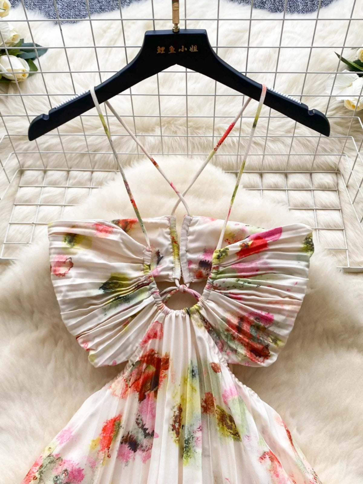 Summer New French Women's Beige Floral Temperament Pleated Slip Dress Vintage Elegant Hollow Out Backless Evening Dress Bohemian