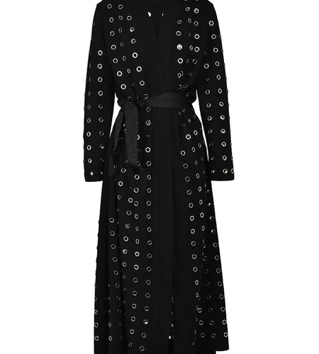 Women Black Hollow Out Belted Long Trench New V-neck Long Sleeve Windbreaker Fashion Tide Spring Autumn 2025 1DH532401