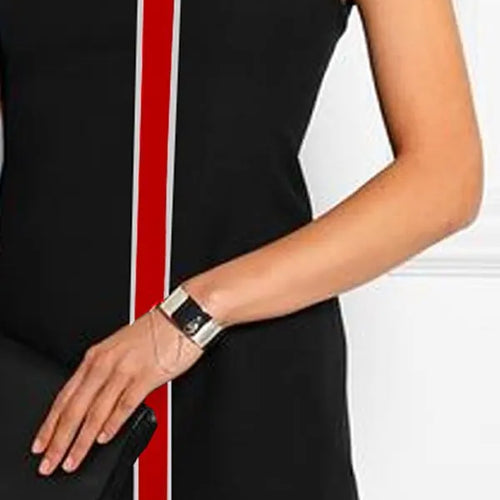 Load image into Gallery viewer, Women‘s Casual Black T-shits 2025 Newest Summer Clothing Cap Sleeve O-neck Printed Classic Stripe Top&amp;Tees for Woman
