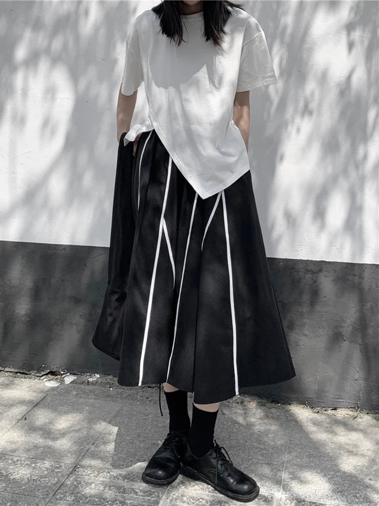 Women White Irregular Slit Hem Big Size Casual T-shirt New Round Neck Short Sleeve Fashion Tide Spring Summer 2025 1DJ1671