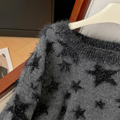 Load image into Gallery viewer, Korean Autumn Winter Grey Star Patchwork Elegant Pullover Short Sweater Women 2024 New Round Neck Long Sleeved Knitted Tops Chic
