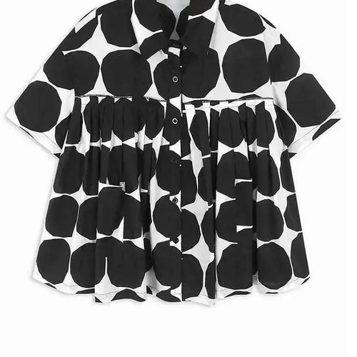 Load image into Gallery viewer, Women Black Dot Printed Pleated Big Size Blouse New Lapel Short Sleeve Shirt Fashion Tide Spring Summer 2025 1DH6763
