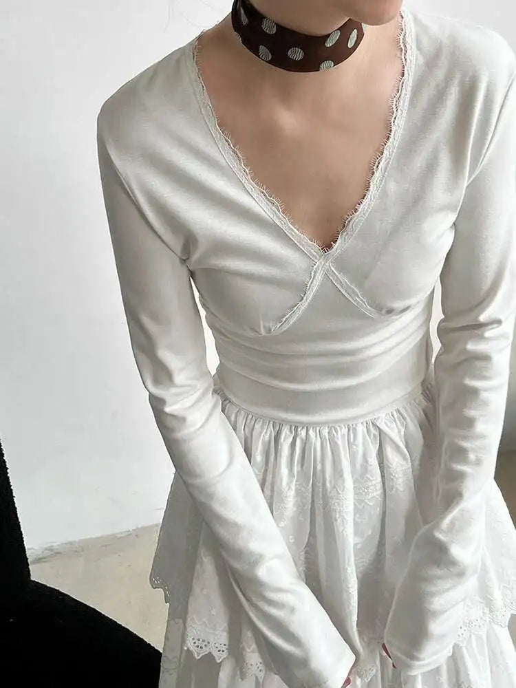 Women White Brief Slim Elegant Layers Long Cake Dress New V-Neck Long Sleeve Fashion Tide Spring Autumn 2025 1DH9982