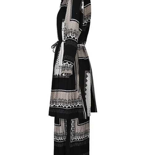 Load image into Gallery viewer, Big Size Printed Pleated Shirt Pants Two Piece Suit New Round Neck Long Sleeve Women Fashion Spring Autumn 2025 3AJ915
