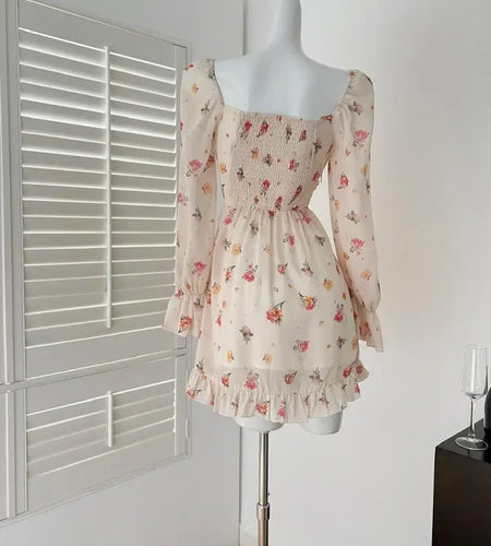 Spring Vintage Beige Floral Long Sleeved Party Short Dress Women Square Neck Elegant Vacation Backless Ruffles Dresses 2025 Chic