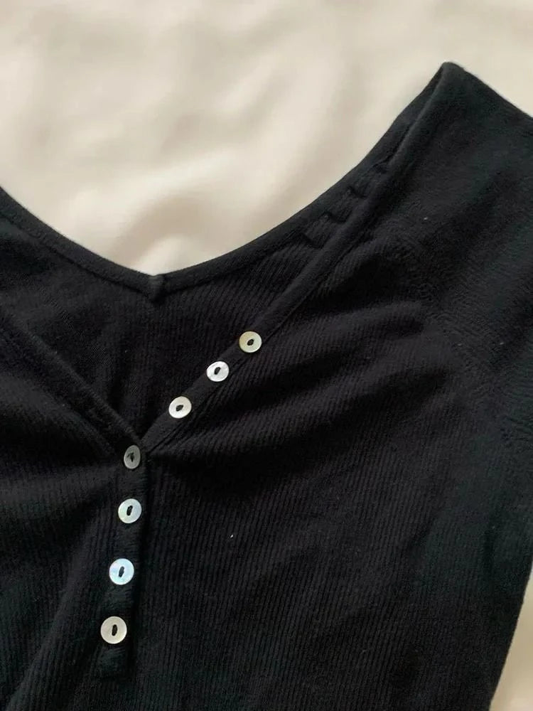 Y2k Aesthetic Fashion Button T-shirt Grunge Solid Short Sleeve Tshirts Kpop Streetwer Chic Designer Clothes Sexy Slim Tee Shirt