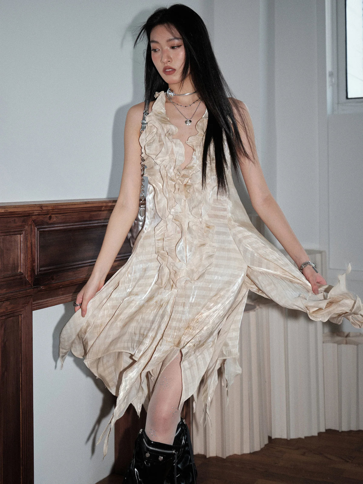 Women Apricot Printed Ruffles Irregular Backless Mini Dress New Halter Sleeveless Fashion Tide Spring Summer 2025 1DJ1462