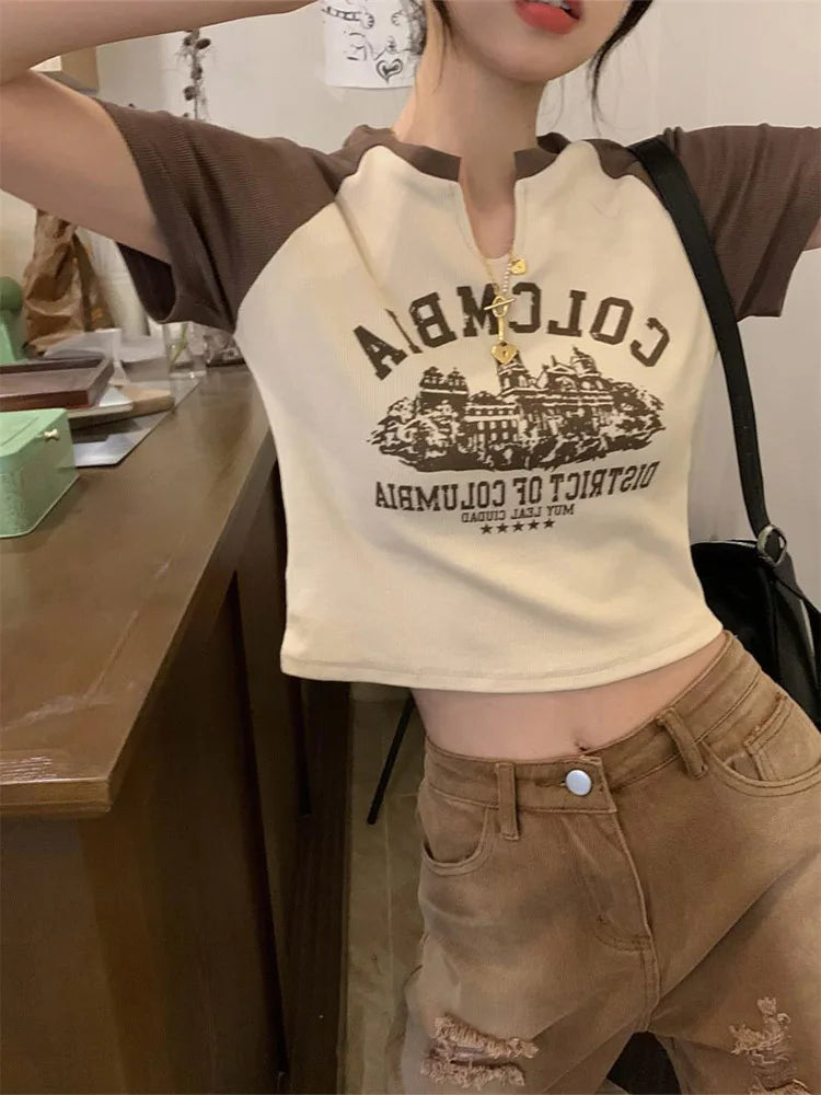 Vintage Printed T-Shirts Women Slim V-Neck Crop Top Y2k Aesthetic Short Sleeve Streetwear Grunge Tee Korean Version Pullovers