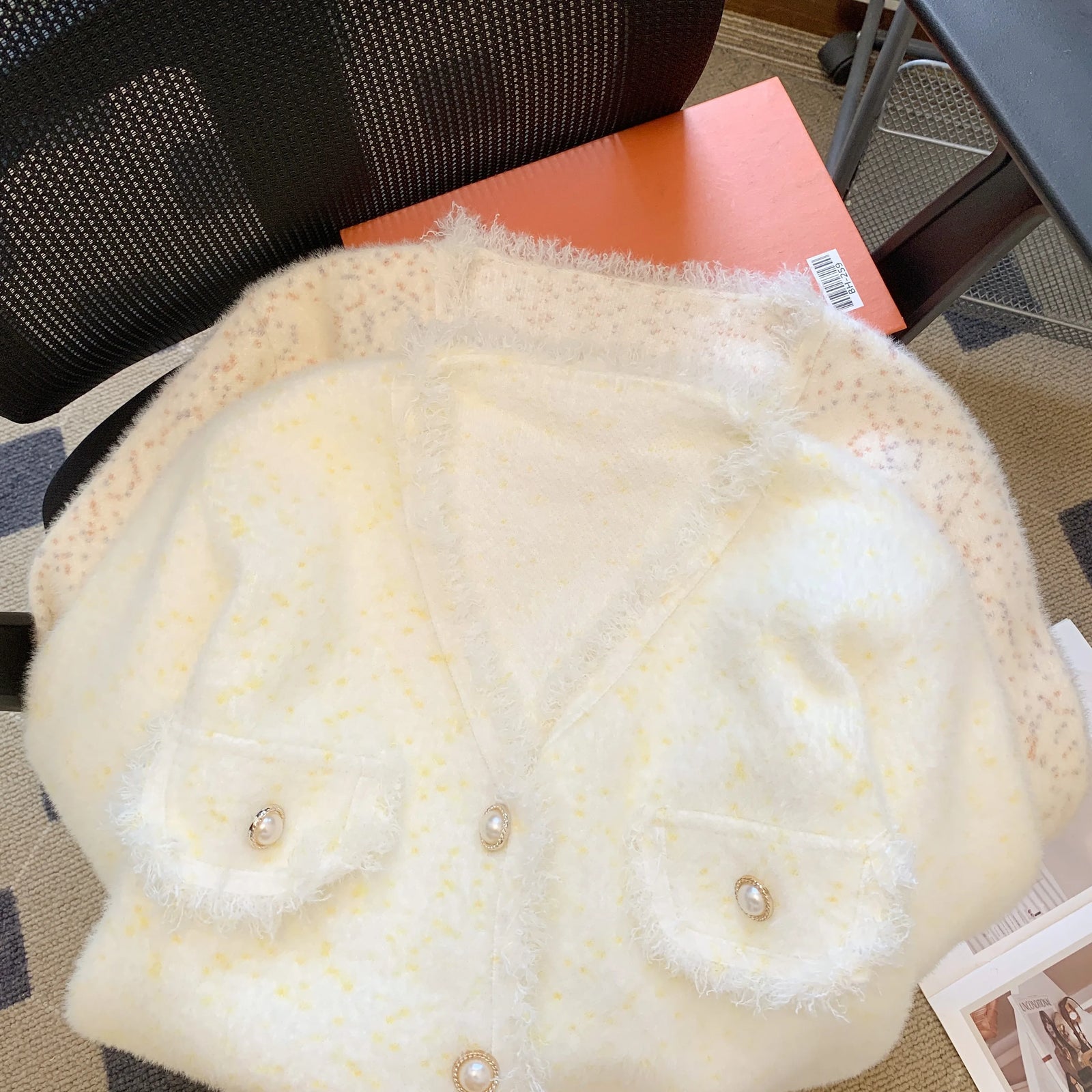 Autumn Winter French White Print V Neck Tassel Elegant Knitted Cardigan Tops Women Single Breasted Long Sleeve Mink Sweater Chic