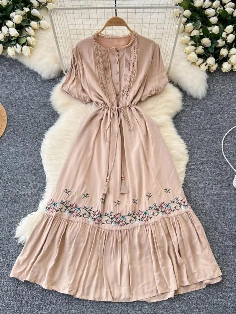 Retro 2024 Summer New Women's Round Neck Embroidered Lace Patchwork Lace Up Long Dresses Fashion Short Sleeves Button Dress Boho