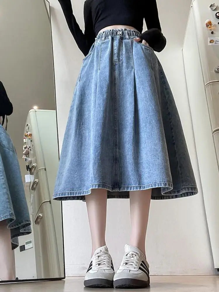 Vintage Women's Blue Elegant Plus Size Denim Jean Skirt Autumn And Winter High Waist Button Vacation Pleated Long Skirts Popular