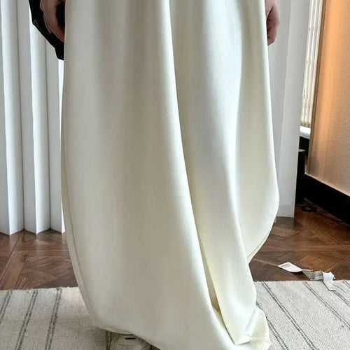 Load image into Gallery viewer, Women Black Brief Irregular Shaped Pocket Long Elegant Dress New V-Neck Sleeveless Fashion Tide Spring Autumn 2025 1DH9419
