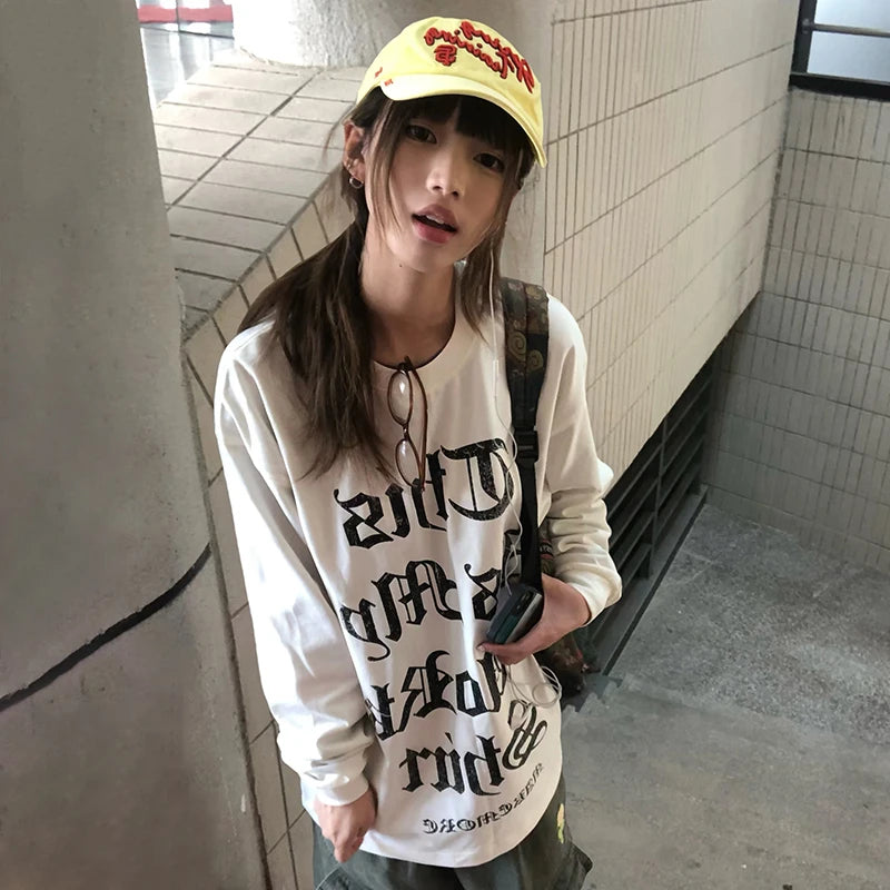 Japanese Y2k Letter Print T-shirt 2000s Style Long Sleeve T Shirt Vintage Harajuku White Loose Tops American Retro 90s