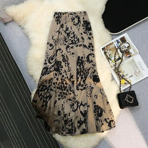 Load image into Gallery viewer, Vintage Women Fashion Bohemian Printed Slim Zipper Long Skirt Ladies Summer French High Waist Party Wrapped Hip Fishtail Skirts
