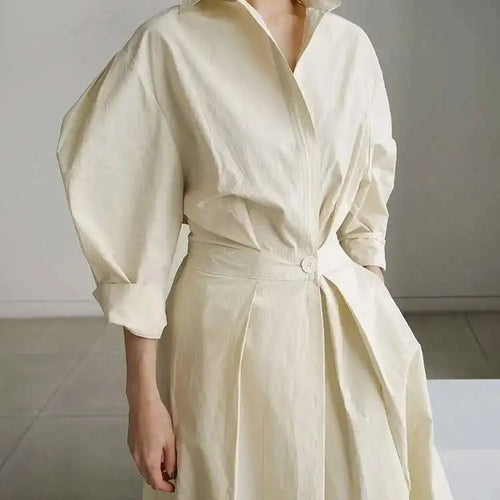 Load image into Gallery viewer, Women Beige Pleated Long Big Size Elegant Dress New Lapel Long Sleeve Loose Fit Fashion Tide Spring Autumn 2025 1DE91400
