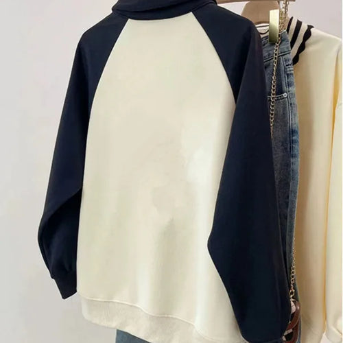 Load image into Gallery viewer, Korean Version 2024 Autumn Winter Beige Patchwork Heart-shaped Print Zipper Sweatshirt Women Long Sleeve Festival Pullover Tops
