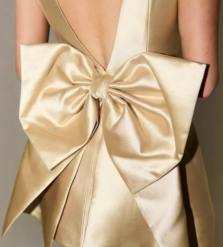 Backless Bow Sexy Mini Dress Women Robe Fashion Solid O Neck Sleeveless High Waist Club Party Elegant Dress Clubwear