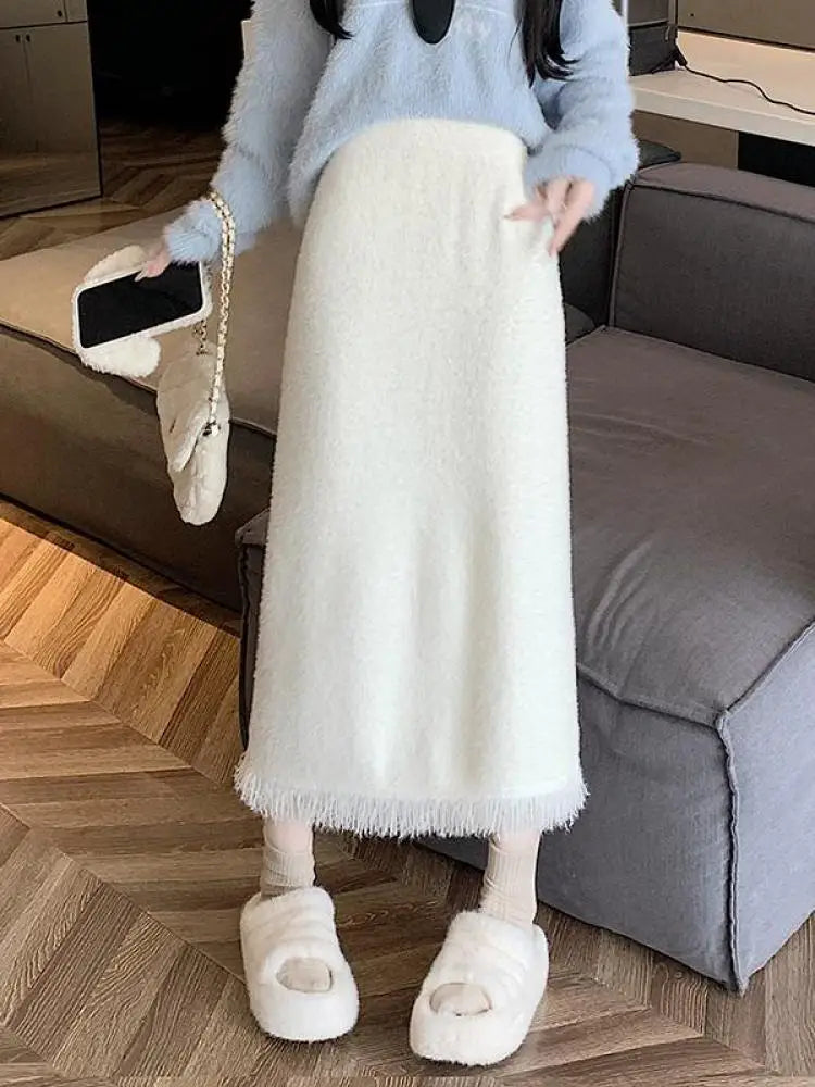 Vintage Women Black White Tassel Elegant High Waist Party Long Skirt 2024 Autumn Winter Khaki Straight Wrap Hip Knitted Skirts