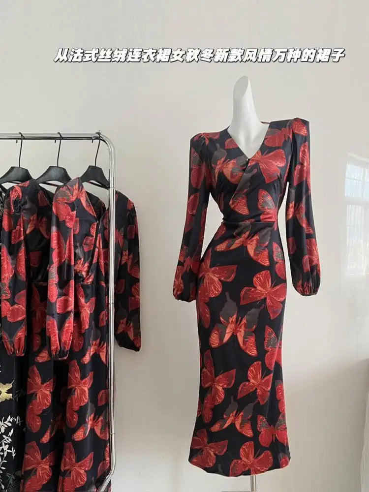 French Fashion Women New Red Print Long Sleeve Velvet Dress Autumn Winter V-neck Elegant High Waist Slim Holiday Wrap Hip Dress