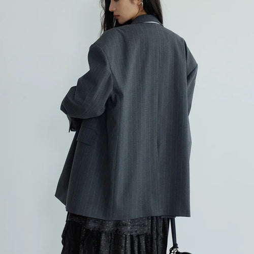 Load image into Gallery viewer, Women Gray Striped Shaped Big Size Elegant Blazer New Lapel Long Sleeve Jacket Fashion Tide Spring Autumn 2025 1DH7077
