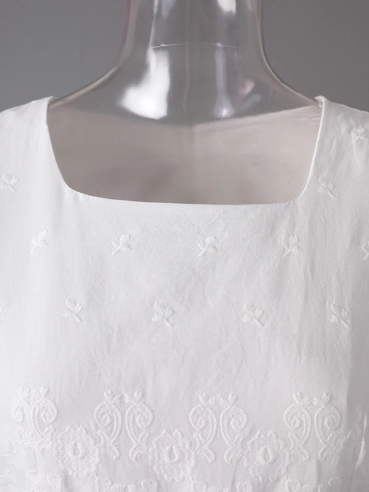 Women White Lace Hollow Out Elegant Slim Dress New Square Collar Short Sleeve Fashion Tide Spring Summer 2025 CPG3161