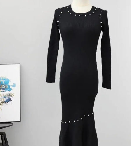 Vintage Women's Autumn Winter Solid Pearl Temperament Long Sleeved Knit Dress French Round Neck Festival Fashion Fishtail Dress