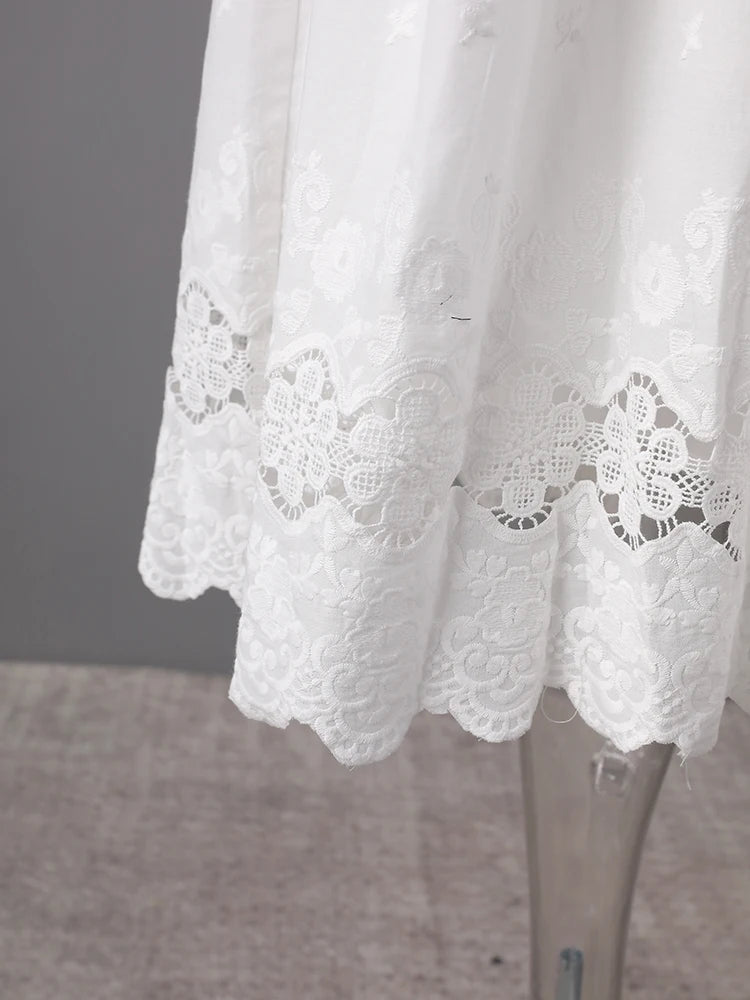 Women White Lace Hollow Out Elegant Slim Dress New Square Collar Short Sleeve Fashion Tide Spring Summer 2025 CPG3161