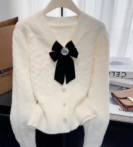 Autumn Winter French Solid Elegant V Neck Bow Single Breasted Short Sweater Women New Long Sleeved Slim Knitted Tops 2024 Trendy
