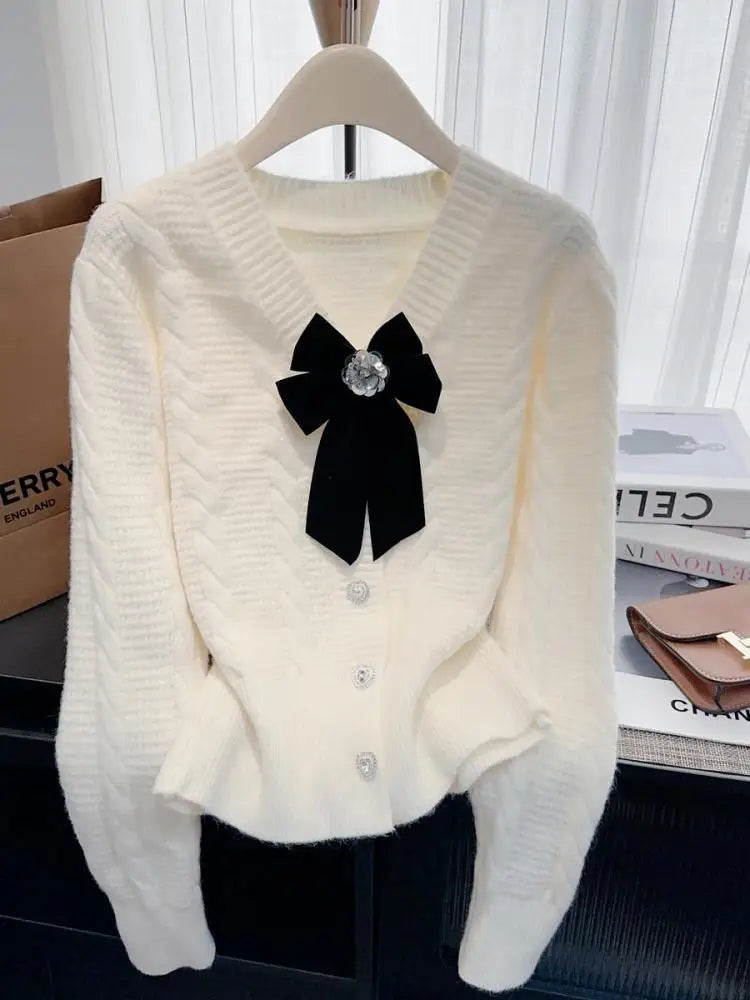 Autumn Winter French Solid Elegant V Neck Bow Single Breasted Short Sweater Women New Long Sleeved Slim Knitted Tops 2024 Trendy