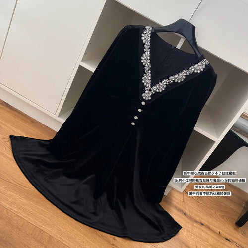 Load image into Gallery viewer, French Vintage Women New Black Diamond Velvet Long Sleeve Evening Dress Autumn Winter High Waist Elegant Party Short Dress Trend
