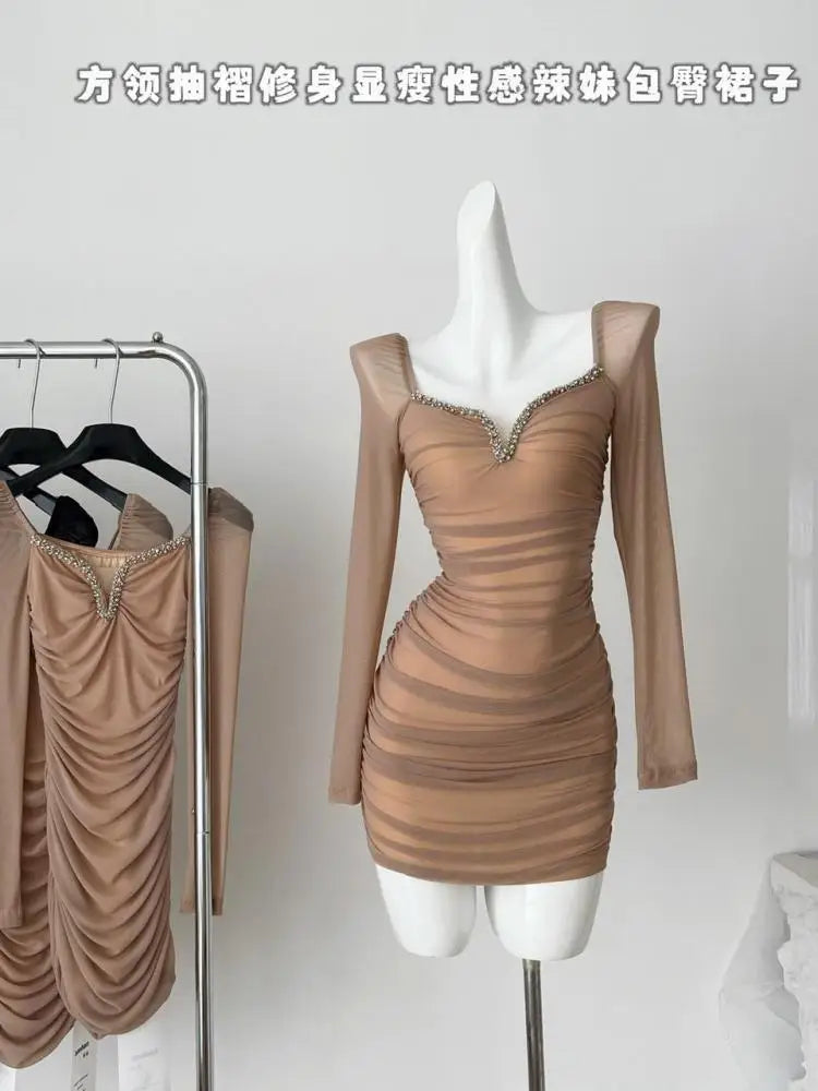 Autumn Vintage Fashion Black Mesh Square Neck Elegant Pleated Short Dress Women Brown Diamonds Long Sleeves Festival Party Dress