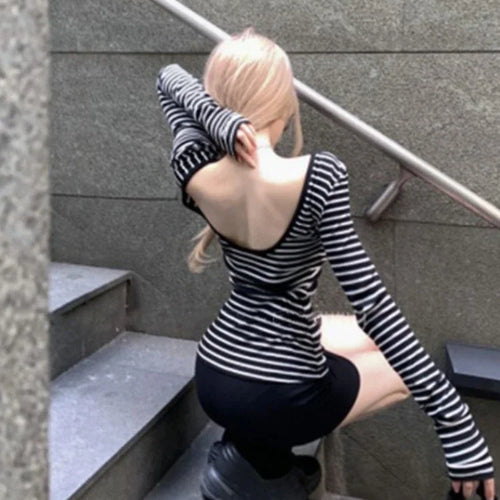 Load image into Gallery viewer, Striped Backless Slim Casual T-shirt Women Sexy Y2k Aesthetic Vintage Tshirts All Match Streetwear Long Sleeve Crop Tee Shirts
