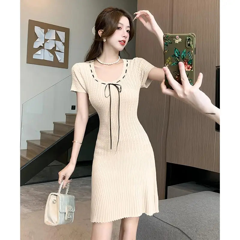 Korean Women's Black Beige Round Neck Knitted Office Lady Short Sleeve Mini Dress Summer Green Lace-up Short Dresses Simplicity