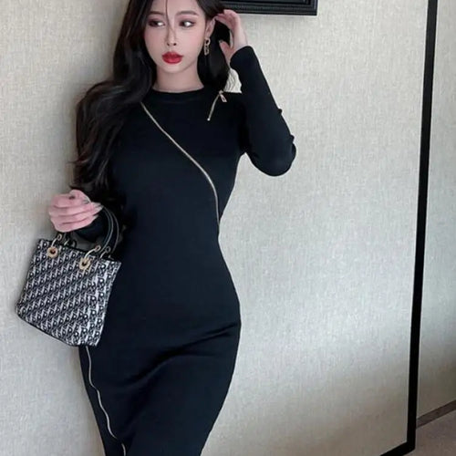Load image into Gallery viewer, Autumn Black Sexy Club  Round Neck Zipper Dress Women A Line Casual Streets 2023 New Long Sleeved Party Slim Knit Hip Wrap Dress

