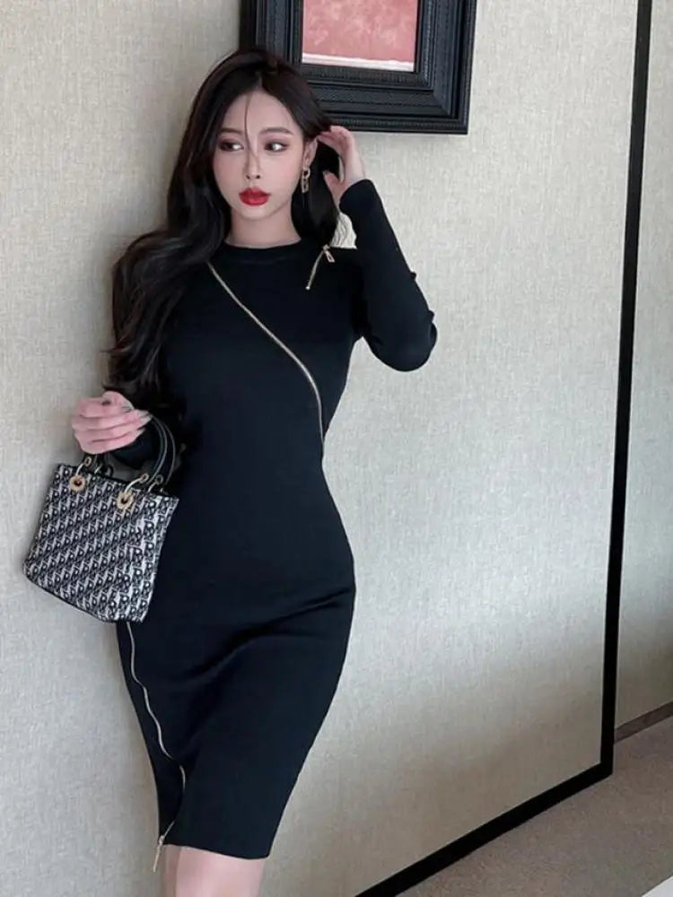Autumn Black Sexy Club  Round Neck Zipper Dress Women A Line Casual Streets 2023 New Long Sleeved Party Slim Knit Hip Wrap Dress