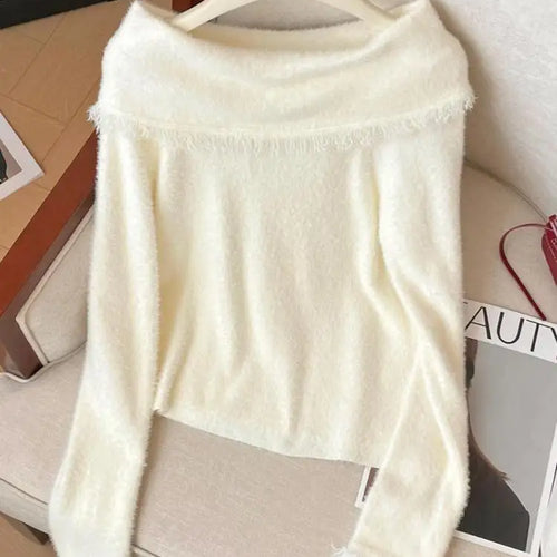 Load image into Gallery viewer, Korean Fashion Autumn Winter White Tassels Elegant Long Sleeves Knit Sweater Women's Office Pullover Short Tops Streetwear Trend
