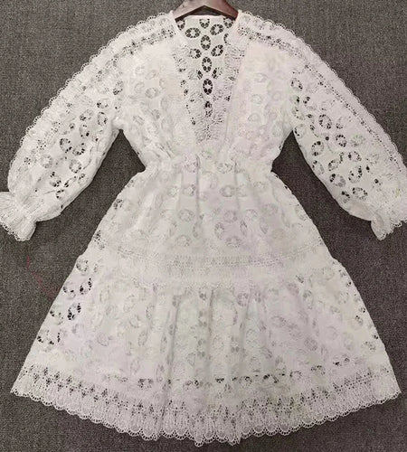 44871970750686|44871970848990|44871970947294