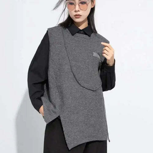 Load image into Gallery viewer, Gray Irregular Slit Big Size Knitting Sweater Round Neck Sleeveless Women Pullovers New Fashion Spring Autumn 2025 1DH7484
