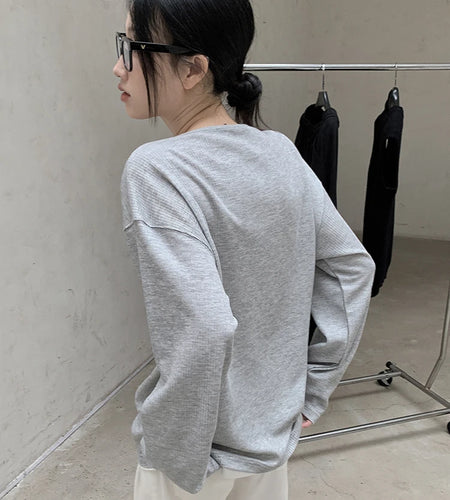 Women Gray Button Spliced Color-block Big Size T-shirt New Round Neck Long Sleeve Fashion Tide Spring Autumn 2025 1DH8356