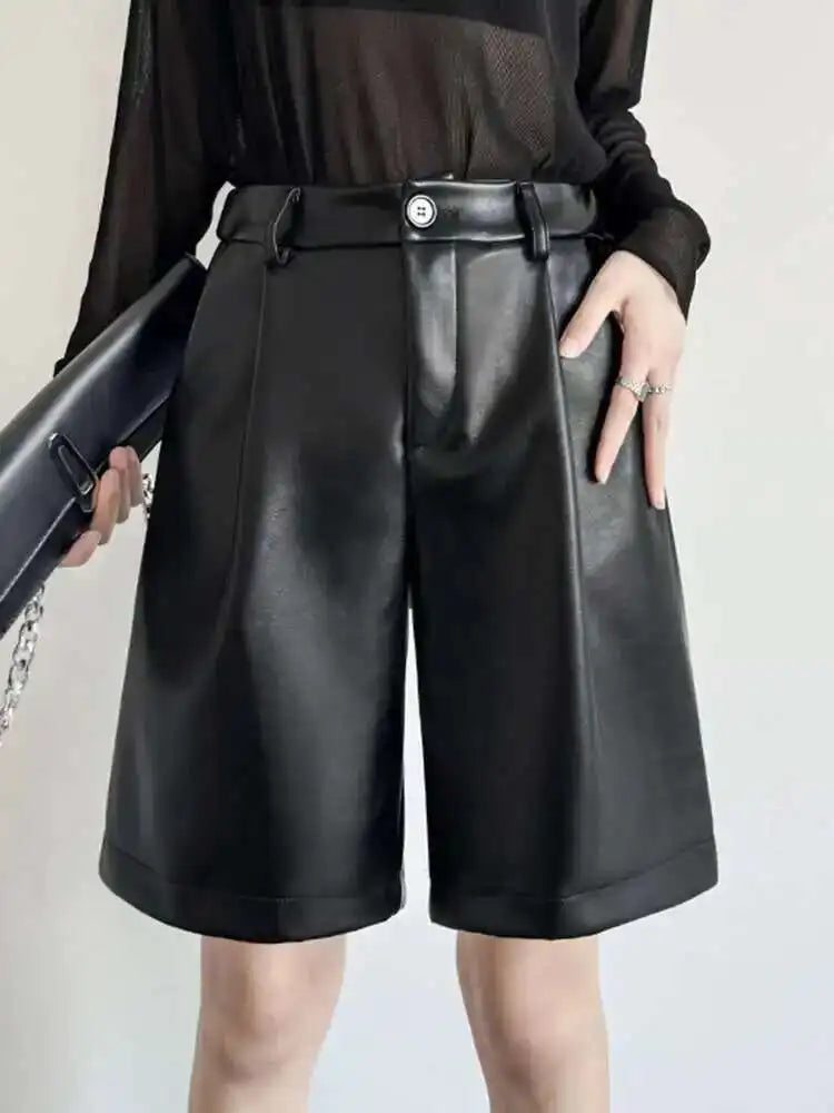 Women Black Pu Leather Shaped Elegant Wide Leg Shorts New High Waist Trousers Fashion Tide Spring Summer 2025 1DH7655