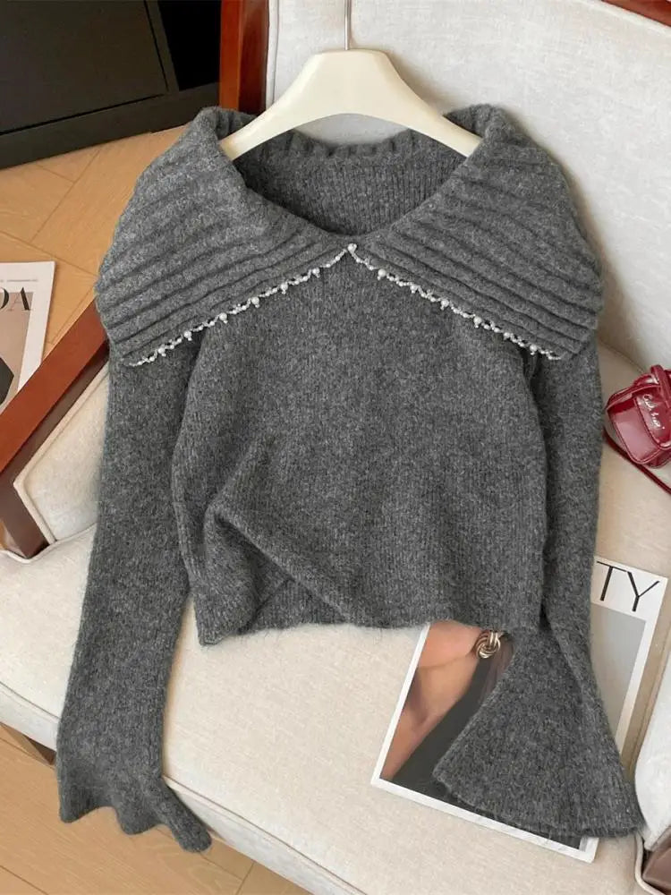 French Fashion Autumn Winter Beige Pearl Elegant Short Sweater Women's 2024 New Grey Versatile Long Sleeved Knitted Tops Popular
