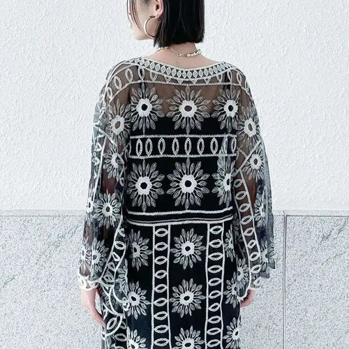 Load image into Gallery viewer, Women Black Lace Hollow Out Big Size Blouse New V-Neck Long Batwing Sleeve Shirt Fashion Tide Spring Autumn 2025  1DJ0786
