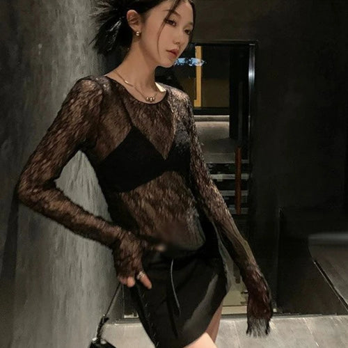 Load image into Gallery viewer, Y2K Hollow Out Knitted Smock Top Vintage Slim Fit T-shirt Women Gothic Crochet Pullovers Casual Y2k Aesthetic Tshirts Grunge
