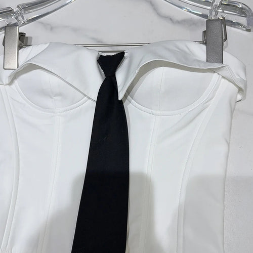 Load image into Gallery viewer, Hit Color Slimming Minimalist Vests For Women Strapless Sleeveless Tunic Temperament Vest Female Fashion Style New
