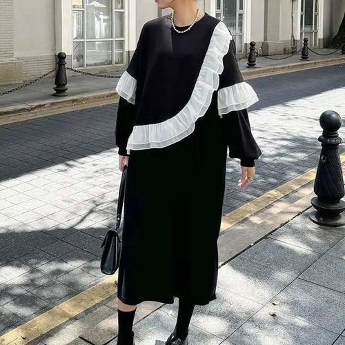 Load image into Gallery viewer, Women Black Ruffles Spliced Big Size Long Casual Dress New Round Neck Long Sleeve Fashion Tide Spring Autumn 2025 1DH7701
